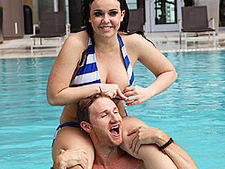 Brazzers spends a lethargic day with Emma heart as this babe hangs out by the pool. This Babe hops in the jacuzzi and the sauna with Levi Specie previous to they engage in some coitus.
